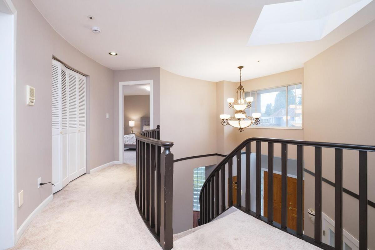 וונקובר Spacious 4Br W Ensuites Mins To Downtown Yvr Ubc מראה חיצוני תמונה