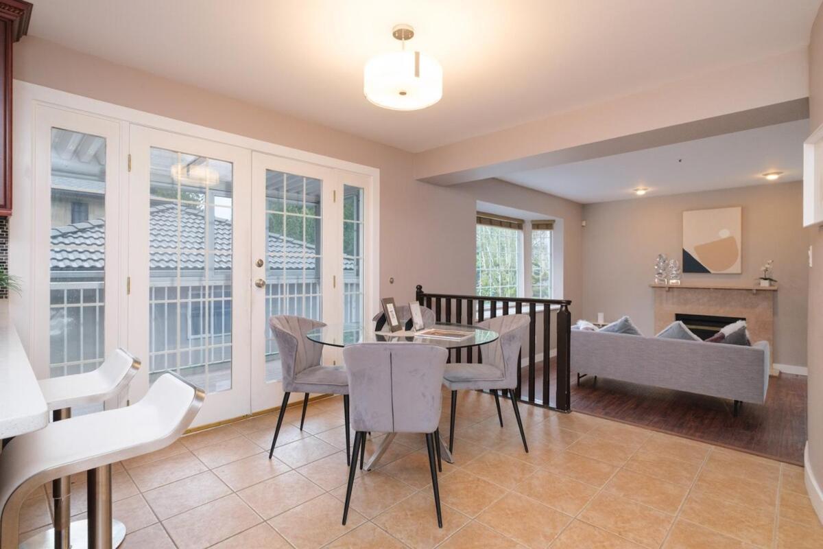 וונקובר Spacious 4Br W Ensuites Mins To Downtown Yvr Ubc מראה חיצוני תמונה