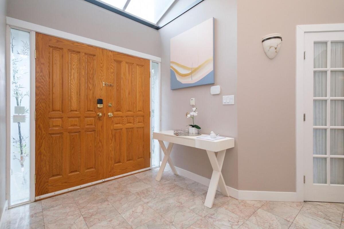 וונקובר Spacious 4Br W Ensuites Mins To Downtown Yvr Ubc מראה חיצוני תמונה