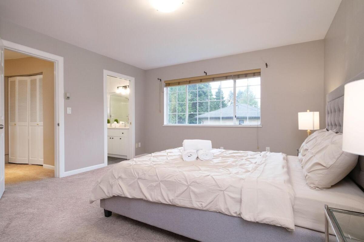 וונקובר Spacious 4Br W Ensuites Mins To Downtown Yvr Ubc מראה חיצוני תמונה