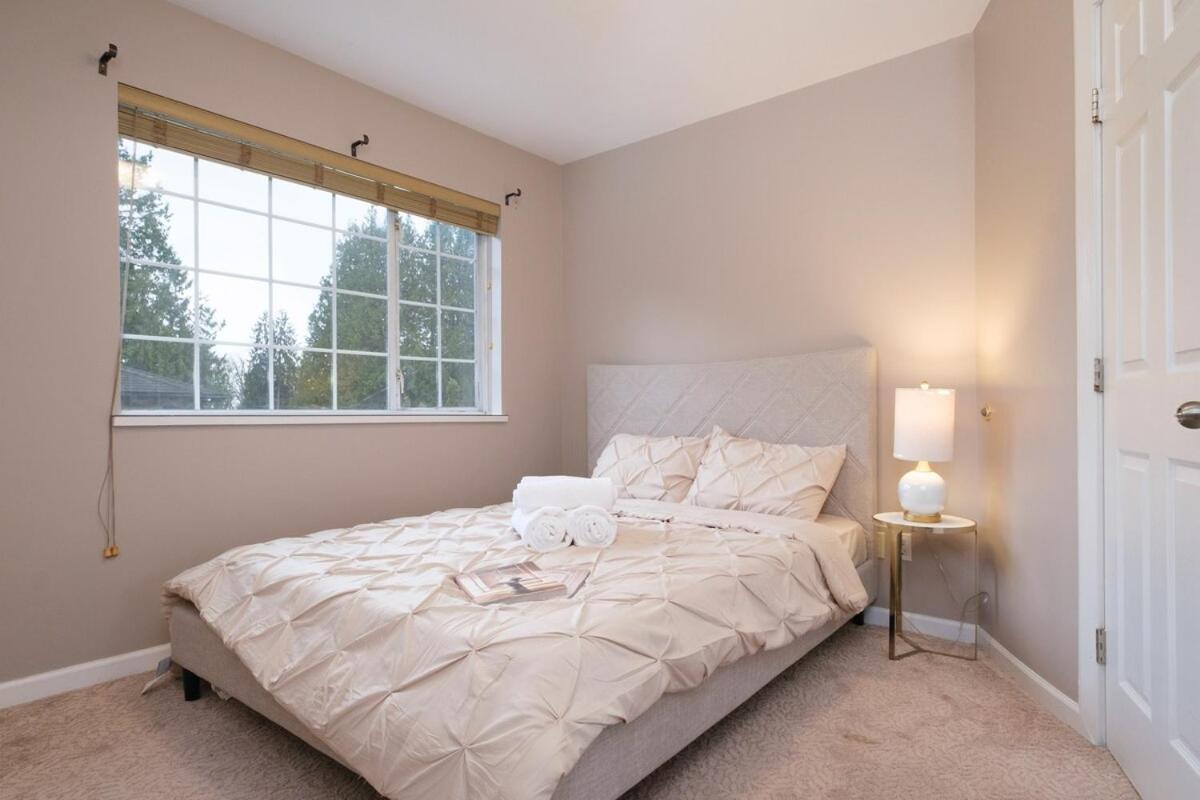 וונקובר Spacious 4Br W Ensuites Mins To Downtown Yvr Ubc מראה חיצוני תמונה