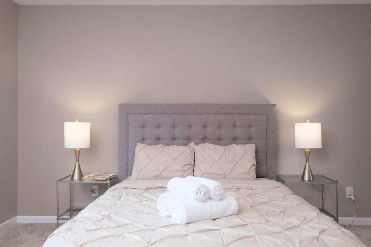 וונקובר Spacious 4Br W Ensuites Mins To Downtown Yvr Ubc מראה חיצוני תמונה