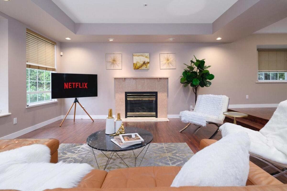 וונקובר Spacious 4Br W Ensuites Mins To Downtown Yvr Ubc מראה חיצוני תמונה